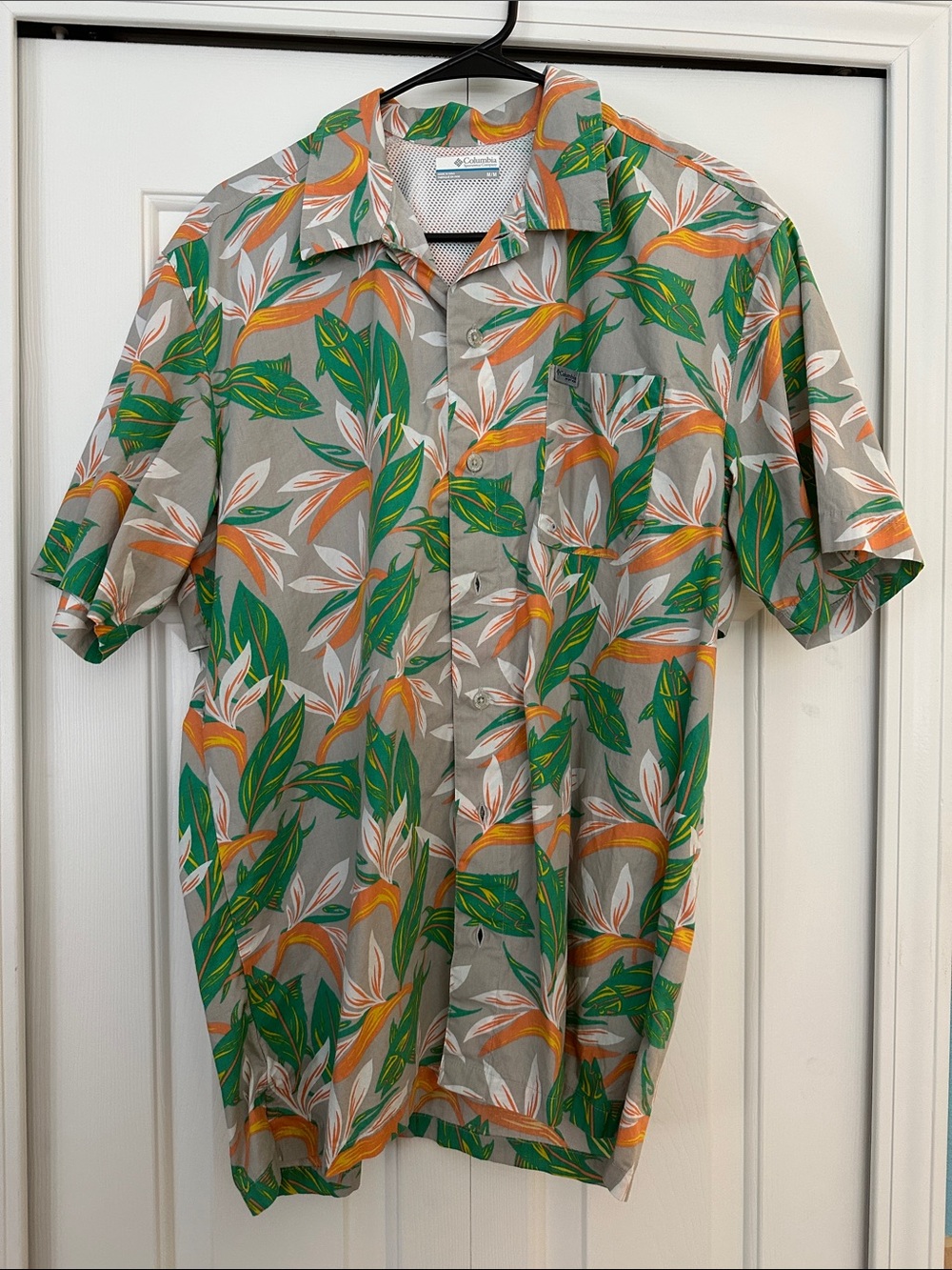 Columbia Men’s Short Sleeve Tropical Print Shirt - Gray/Green/Orange